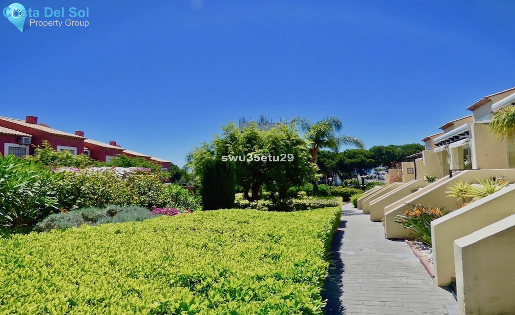 Townhouse in Calahonda-1397175