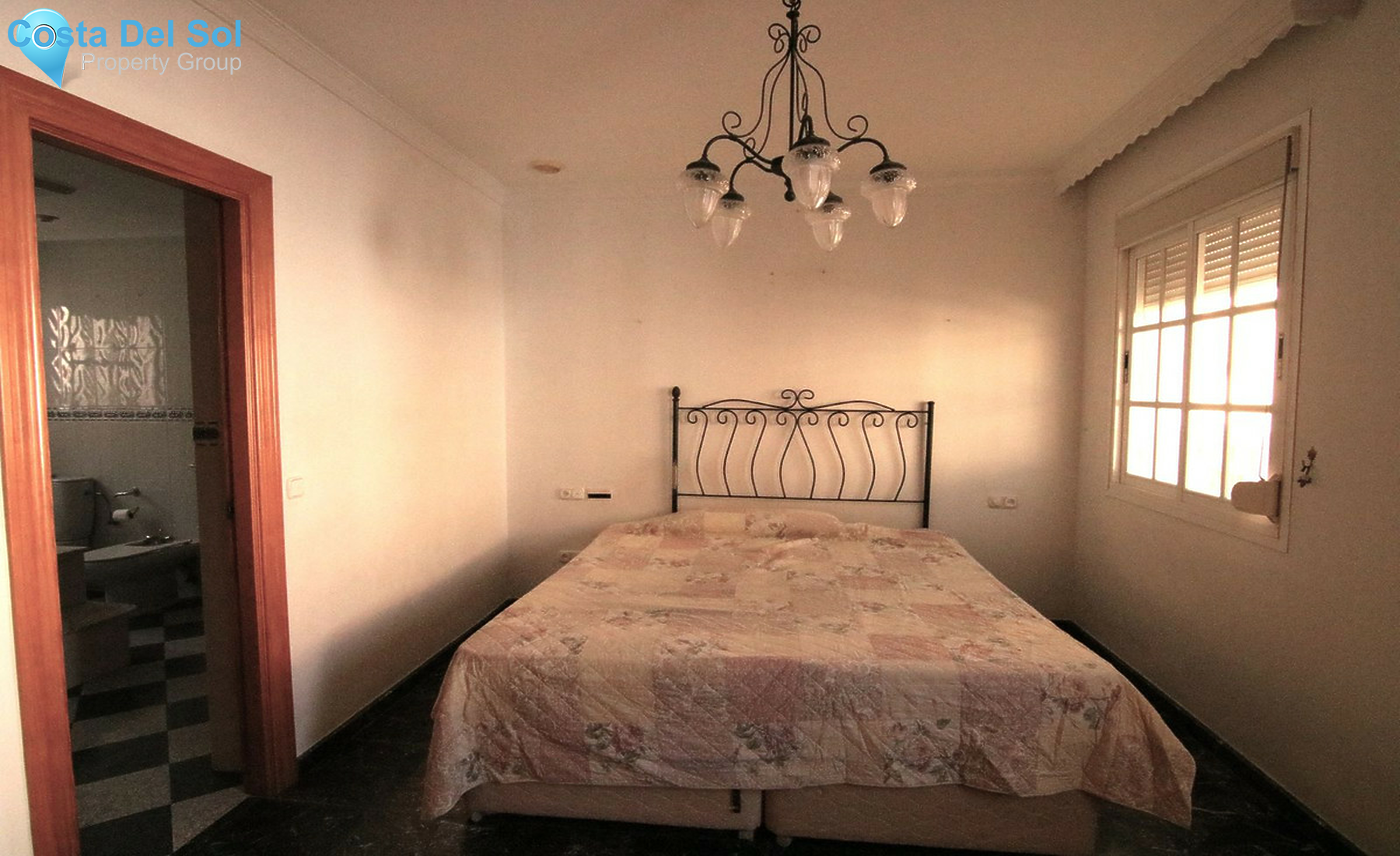 Townhouse in Coín-1411863