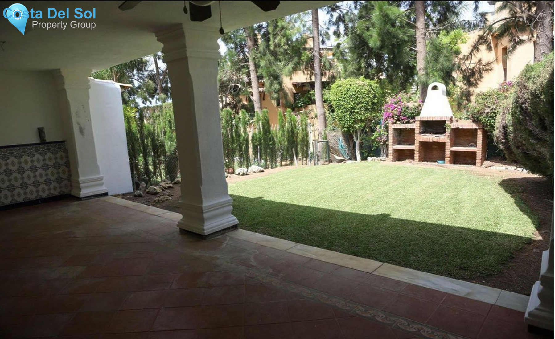 Townhouse in Diana Park-1251390