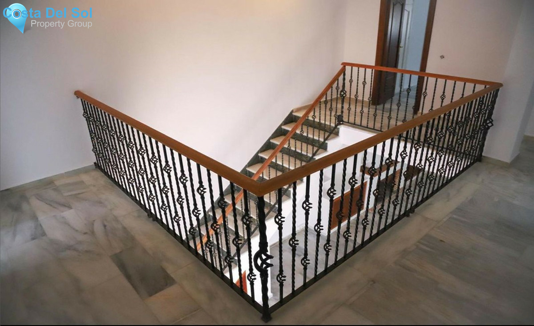 Townhouse in Diana Park-1251382