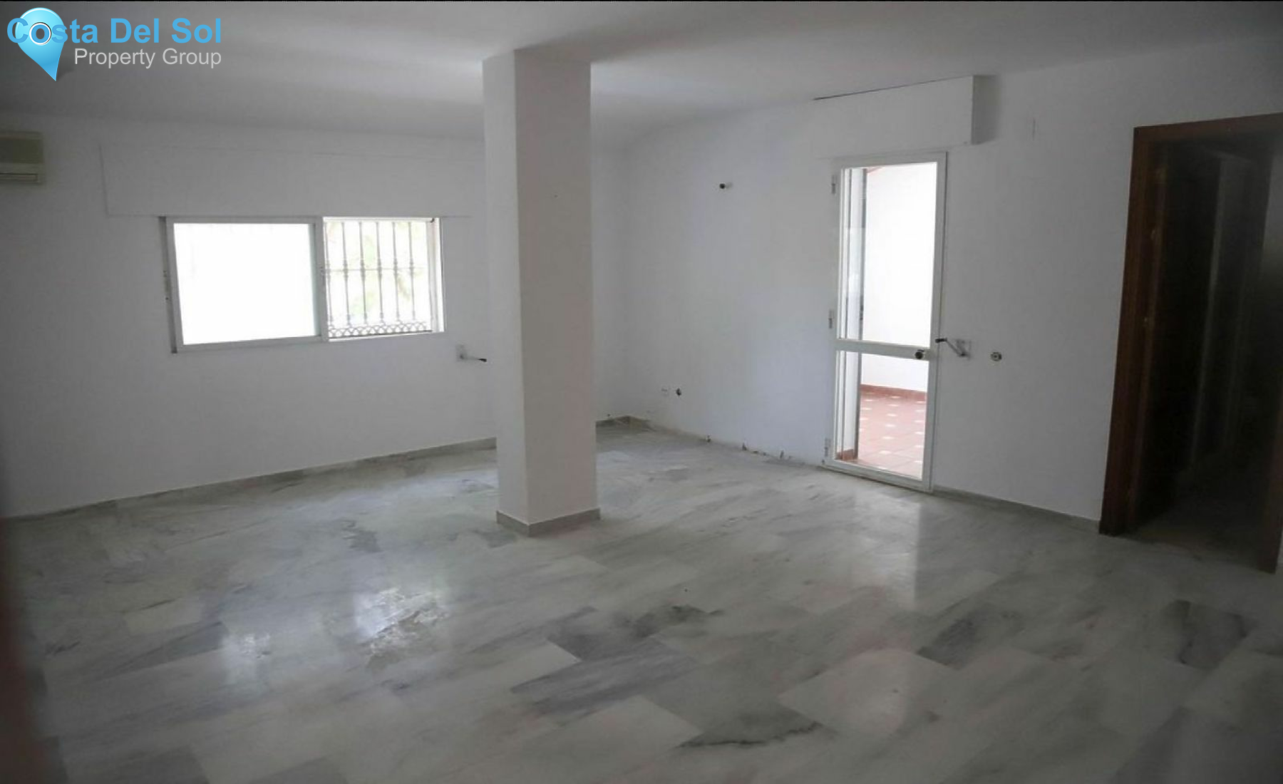 Townhouse in Diana Park-1146605