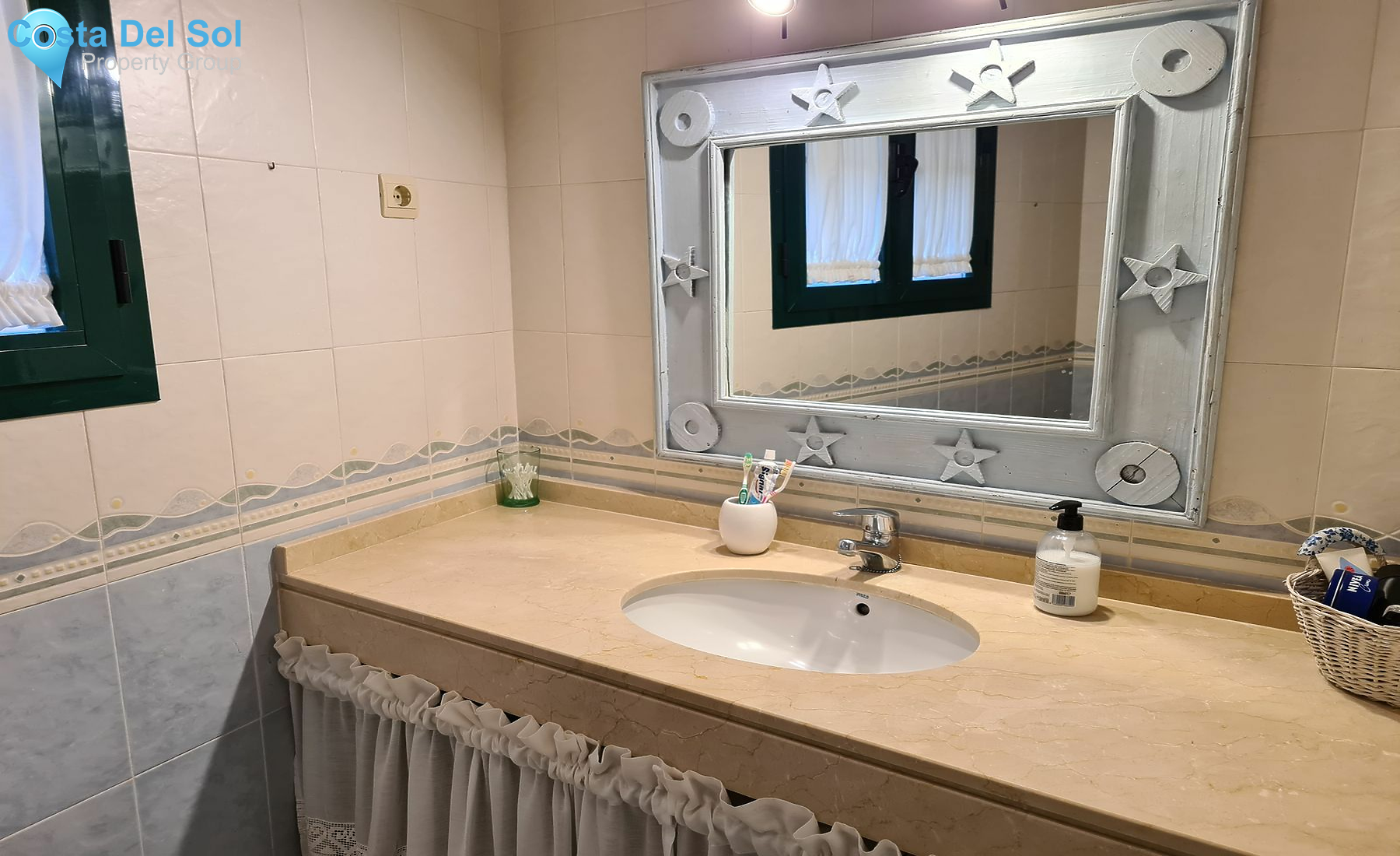 Townhouse in Diana Park-1446137