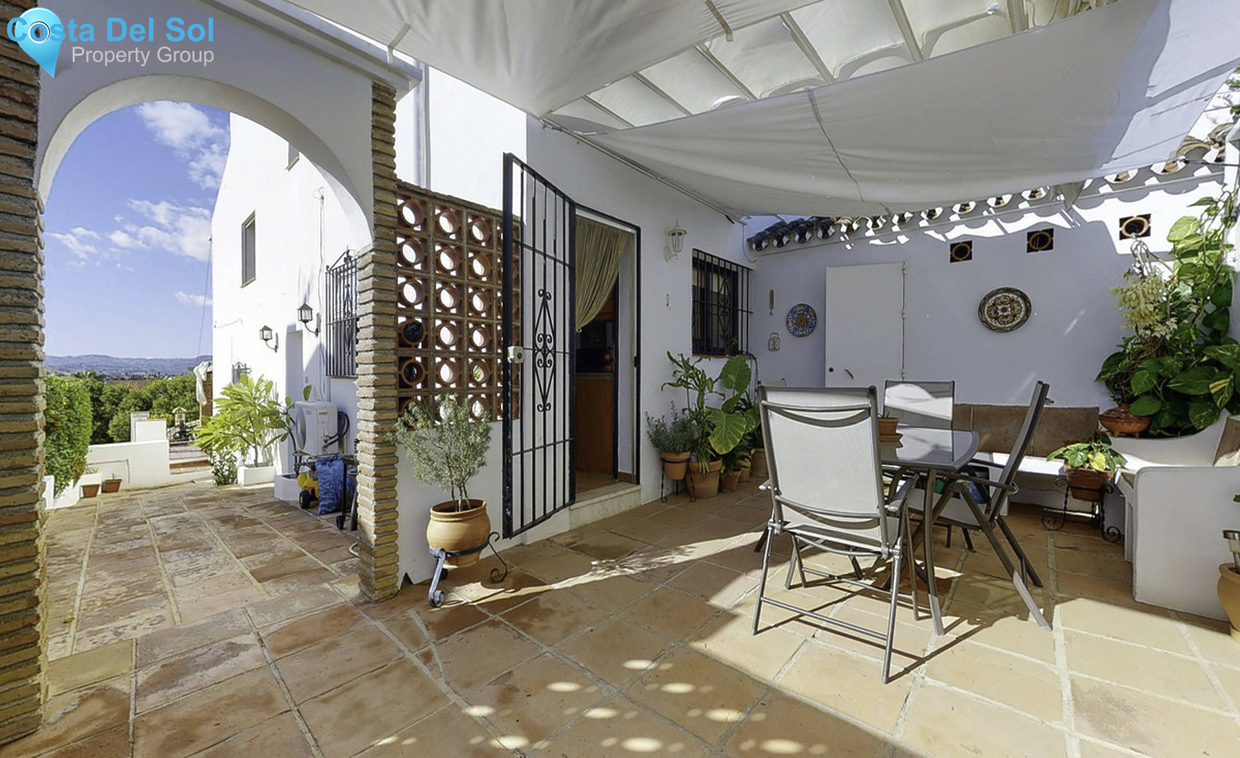 Townhouse in El Coto