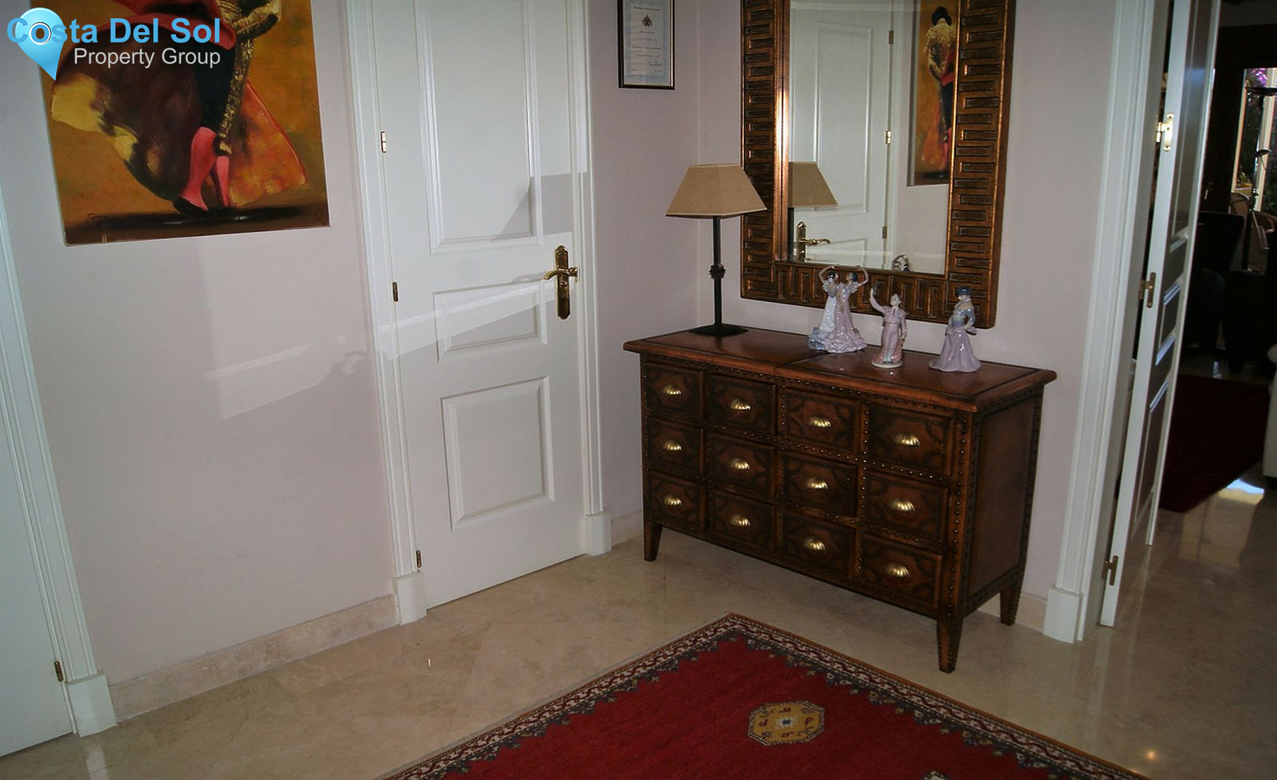 Townhouse in El Paraiso-1279122