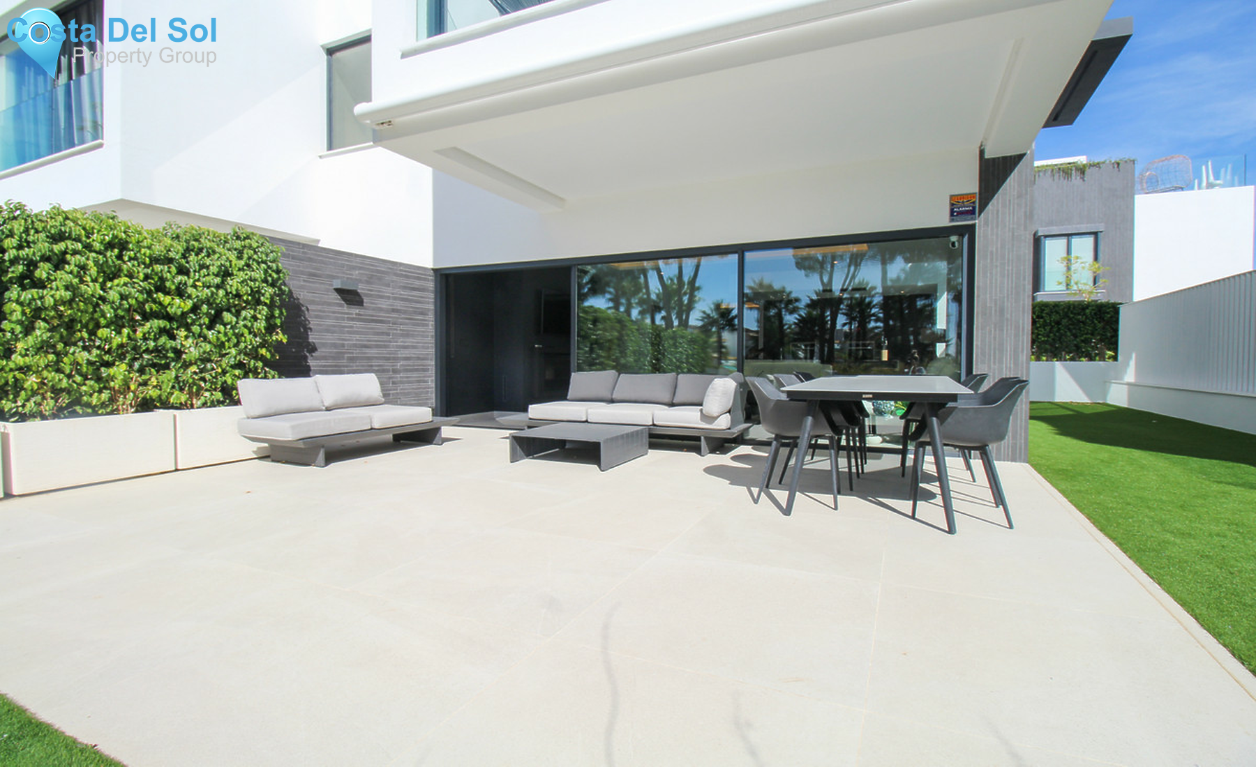 Townhouse in Estepona-723310