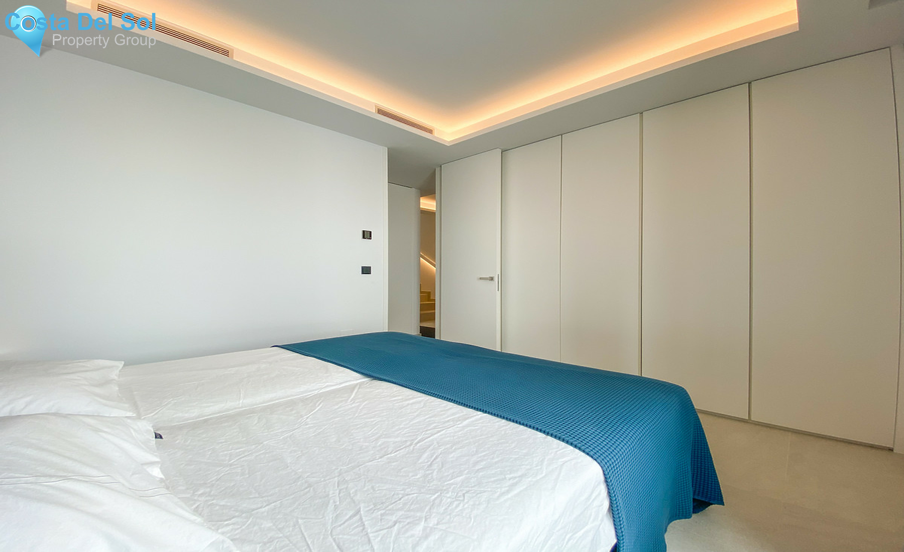 Townhouse in Estepona-723315