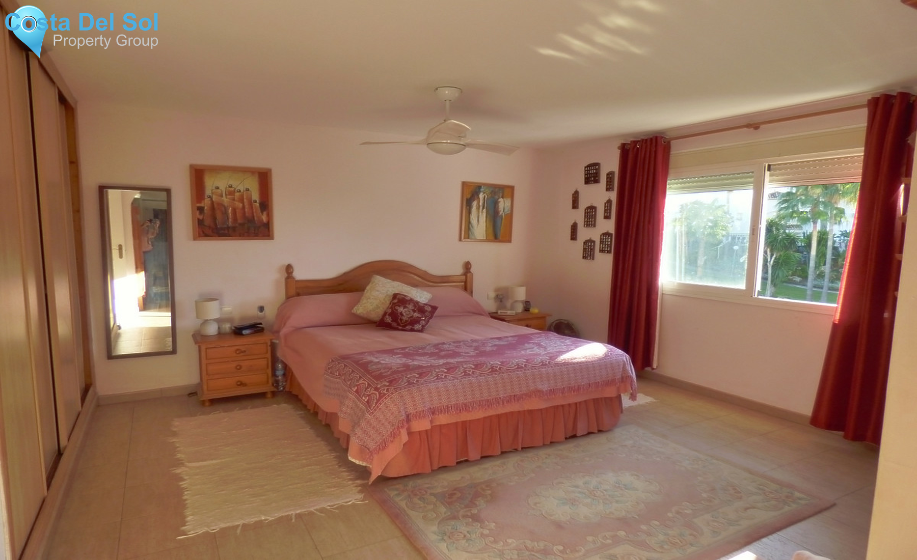 Townhouse in Estepona-1350878