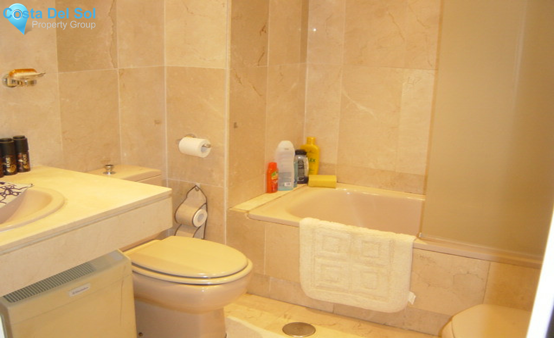 Townhouse in Estepona-1350881