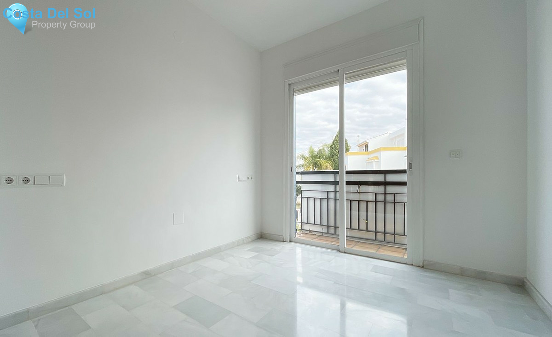 Townhouse in Estepona-1454427