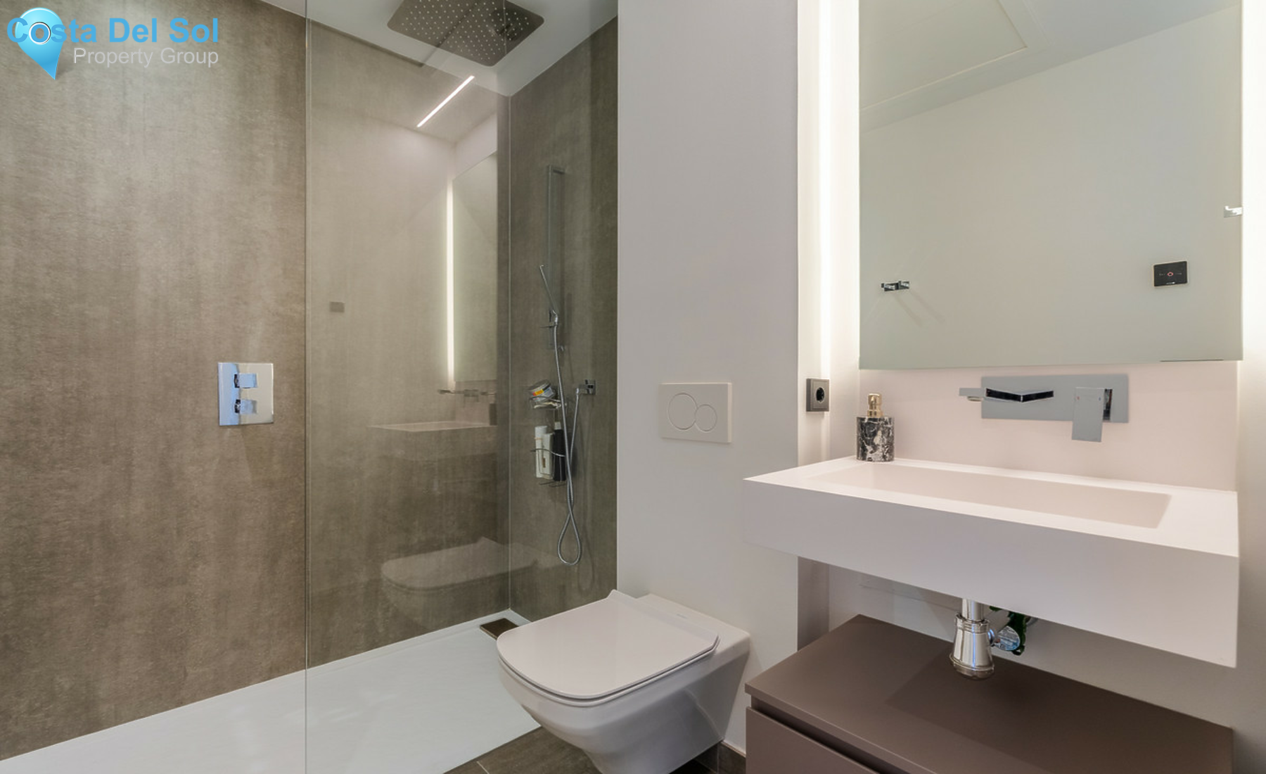 Townhouse in Estepona-1526717