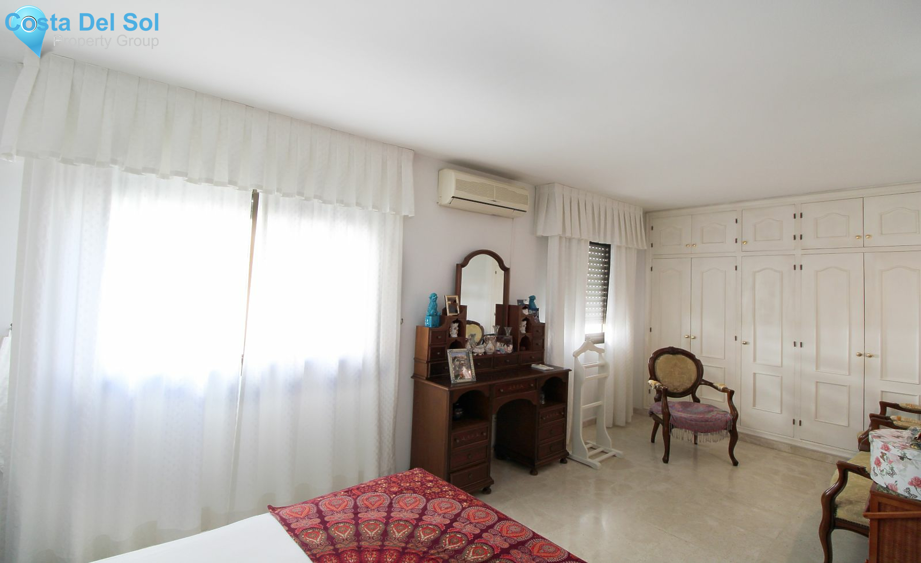 Townhouse in Estepona-1180504