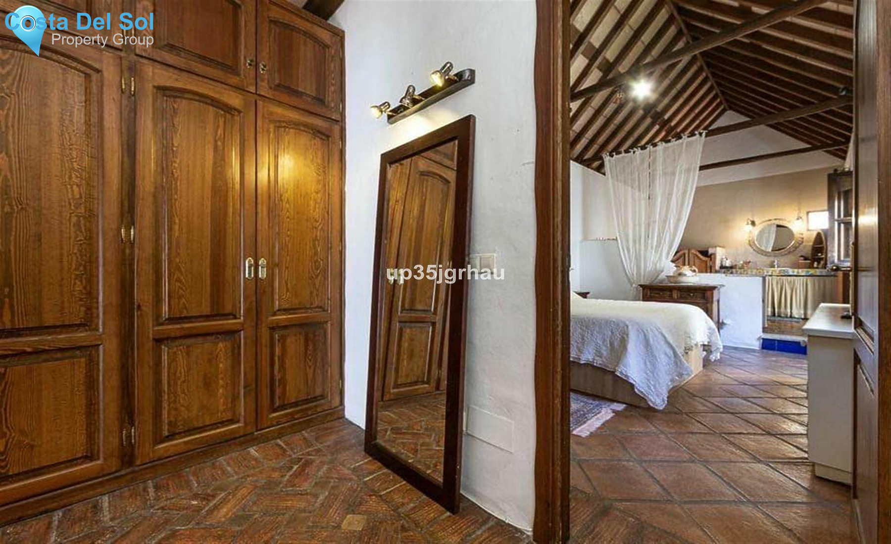 Townhouse in Estepona-1432396