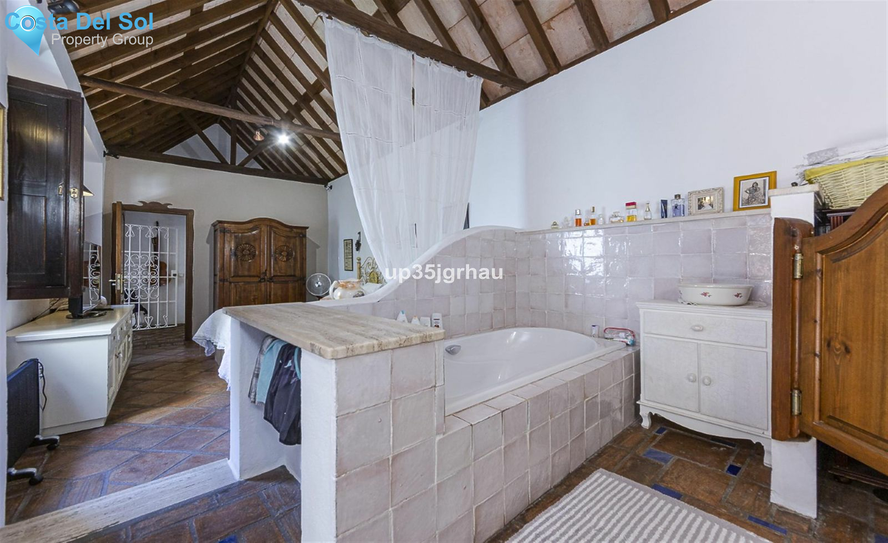 Townhouse in Estepona-1432400