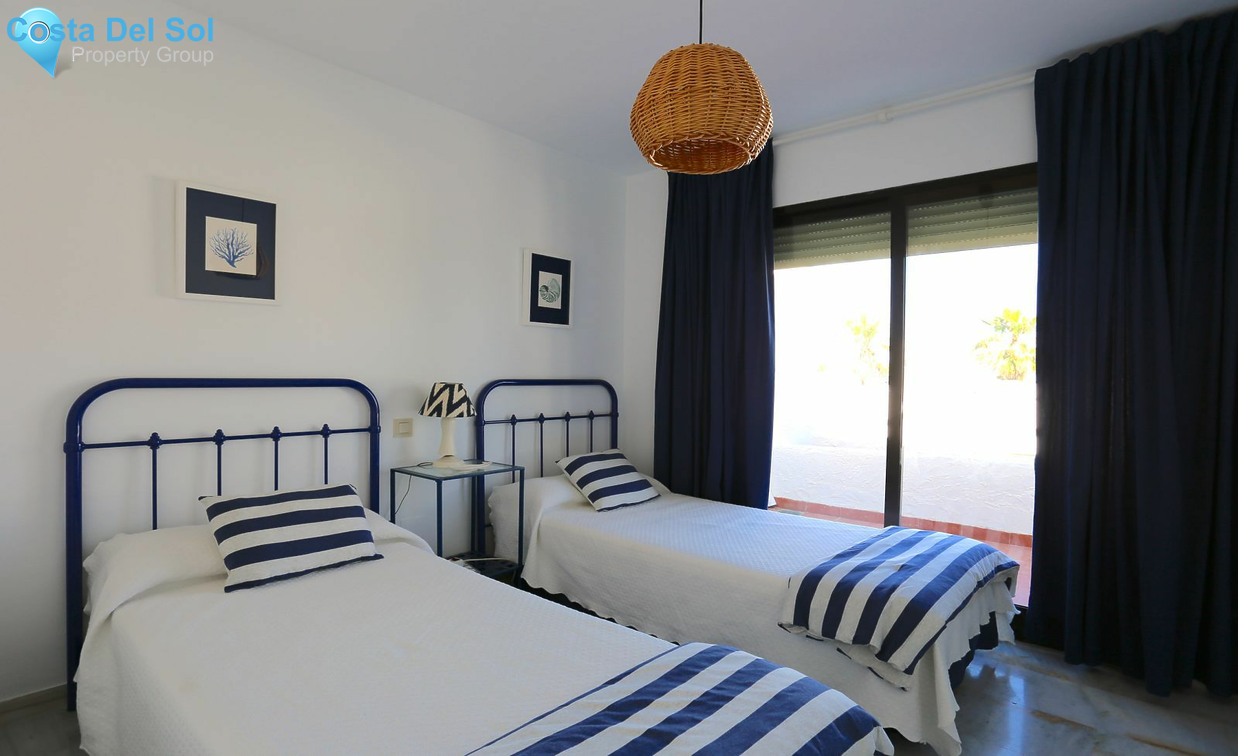Townhouse in Estepona-1513535