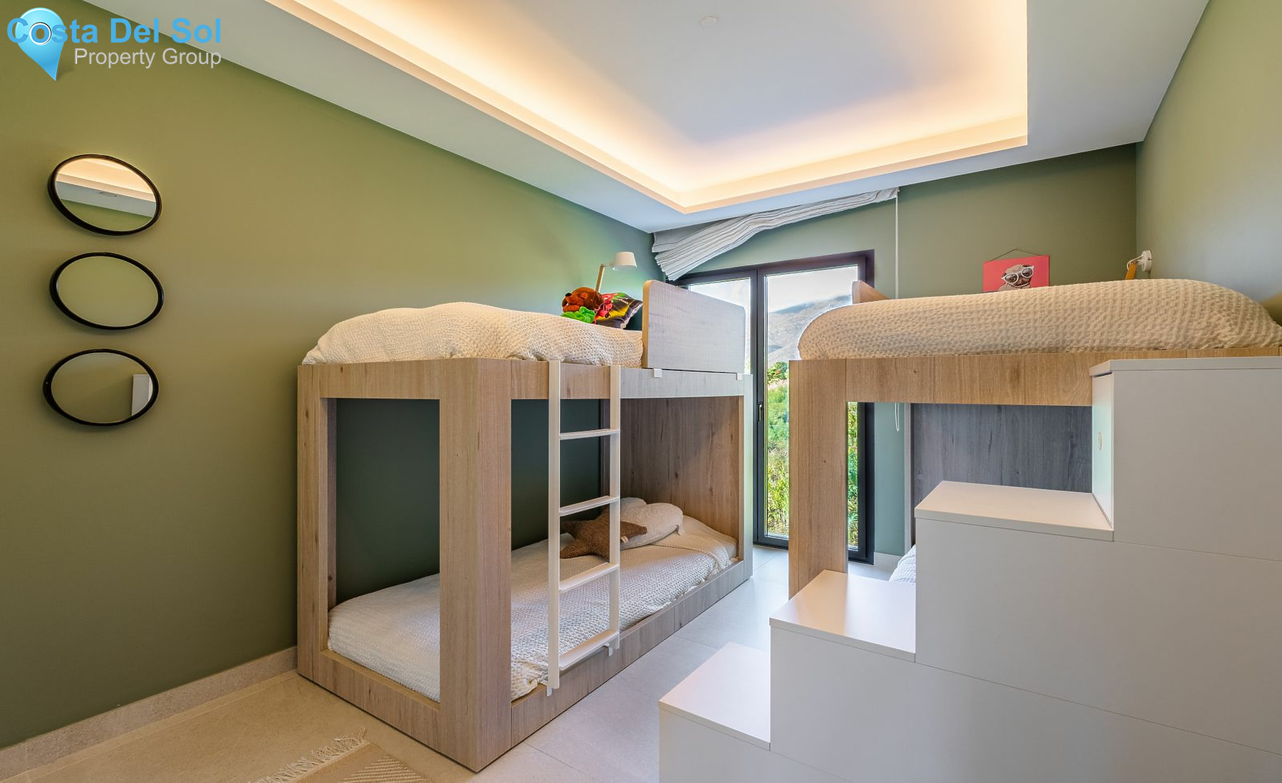 Townhouse in Estepona-1532191