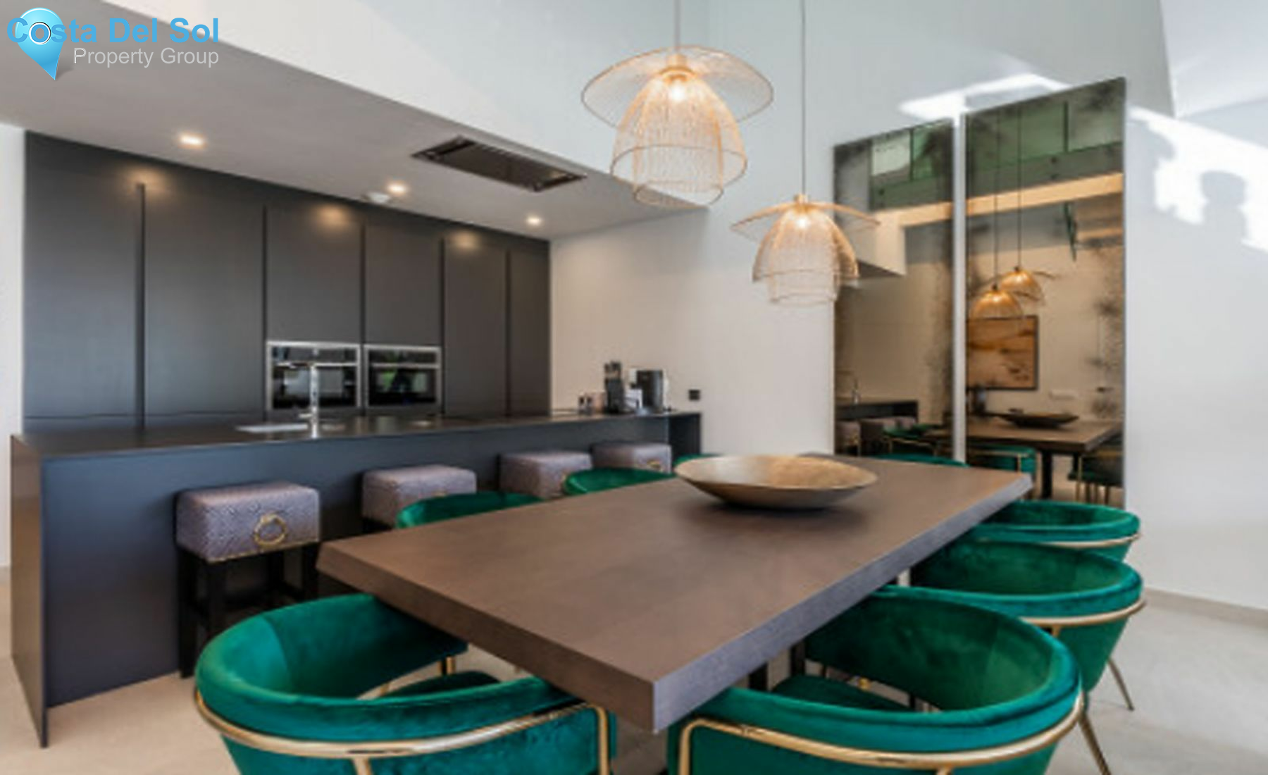 Townhouse in Estepona-1532536