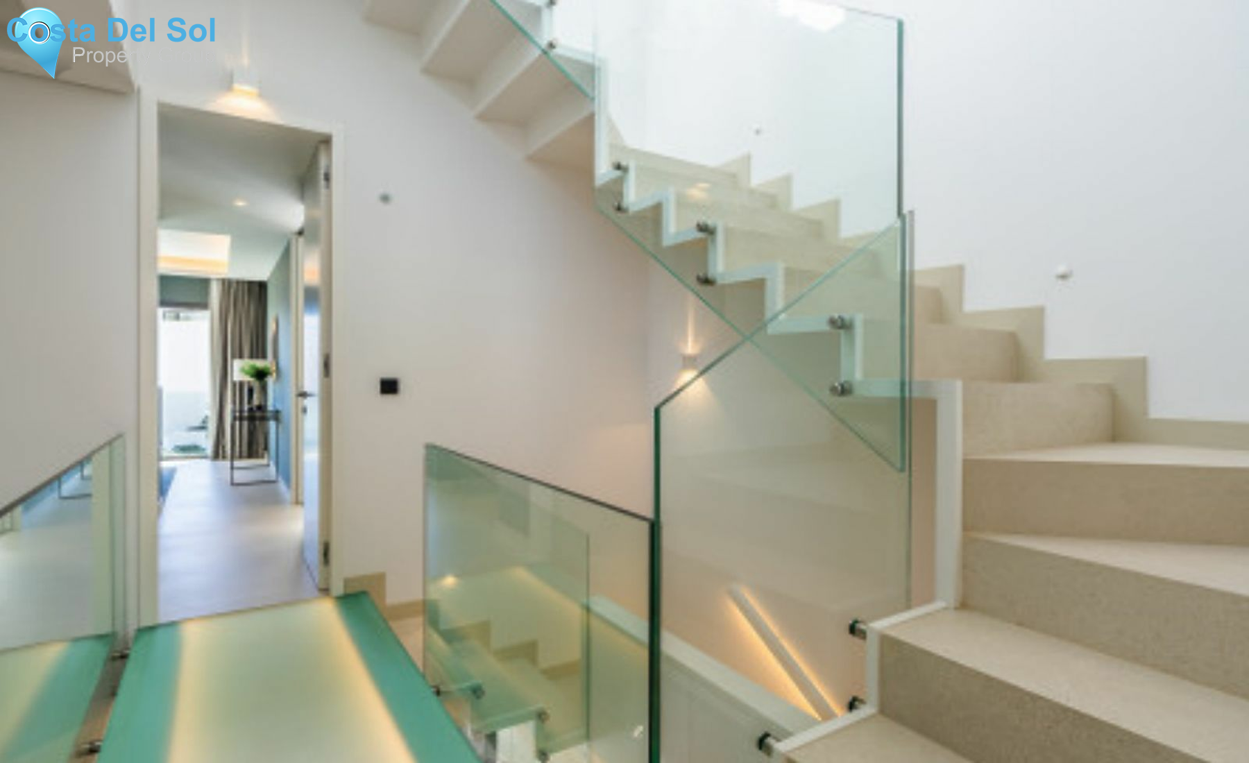 Townhouse in Estepona-1532538