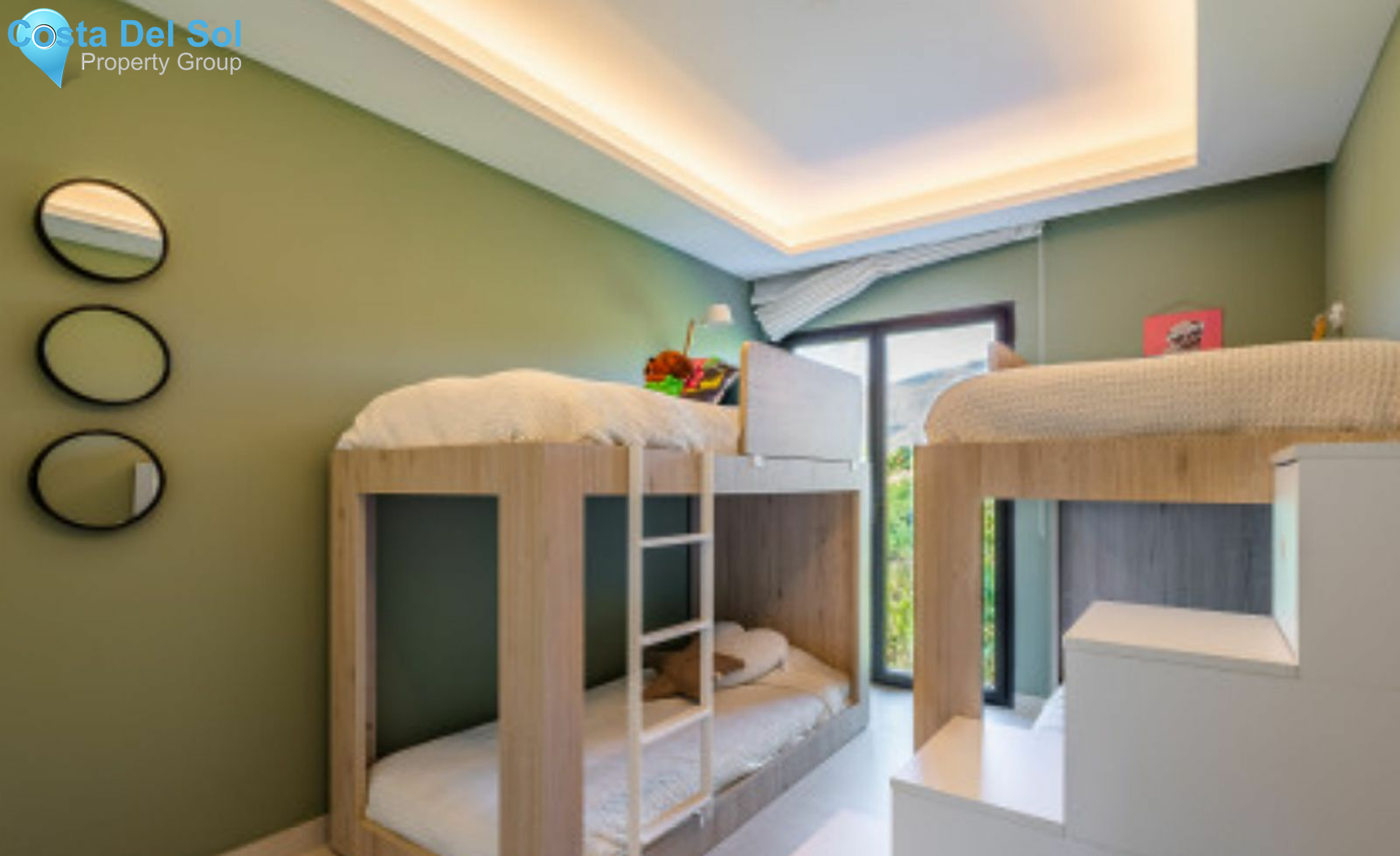 Townhouse in Estepona-1532546