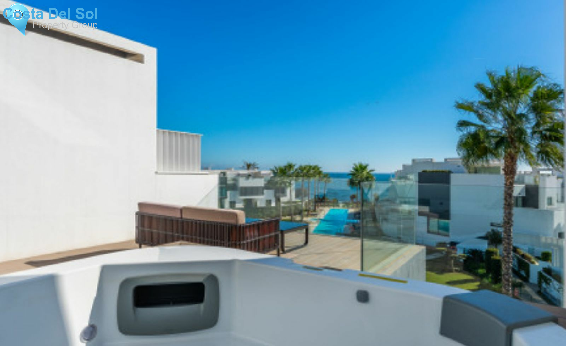 Townhouse in Estepona-1532532