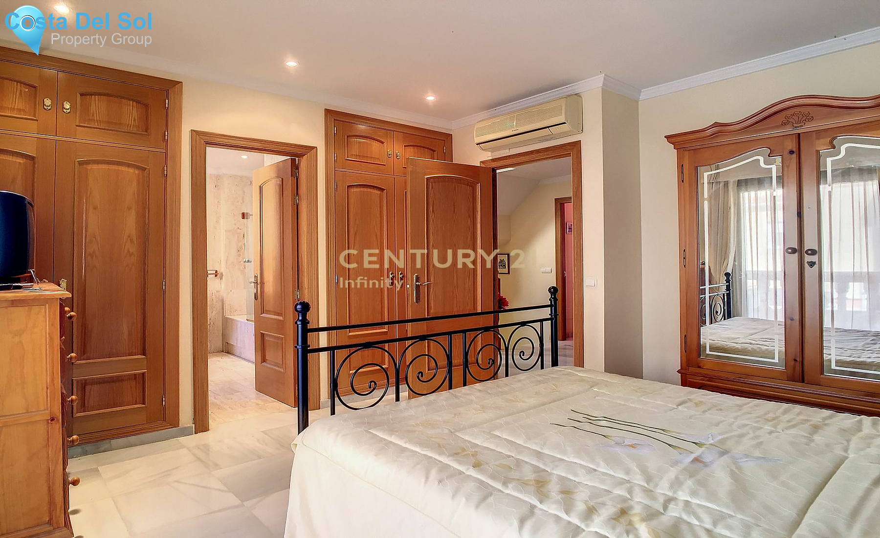 Townhouse in Fuengirola-1159873