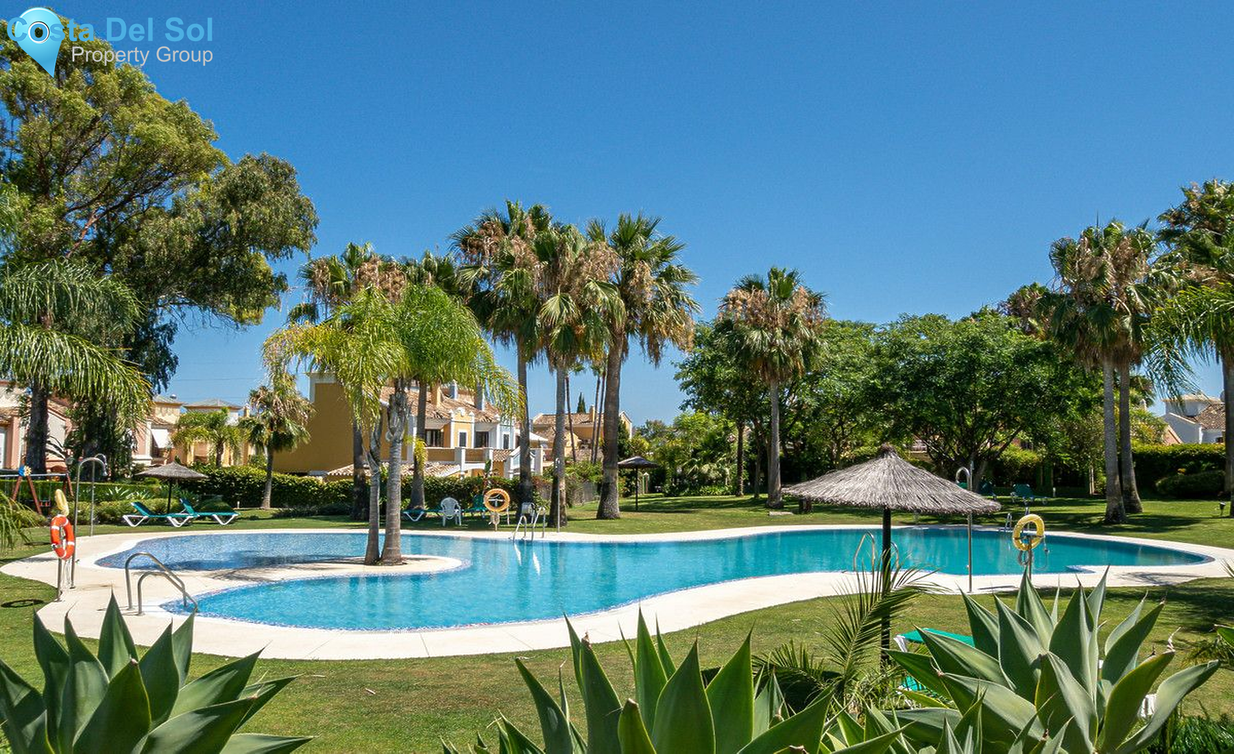 Townhouse in Guadalmina Alta-1145426