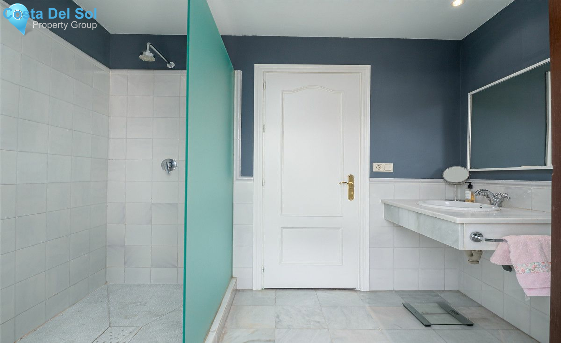 Townhouse in Guadalmina Alta-1145445