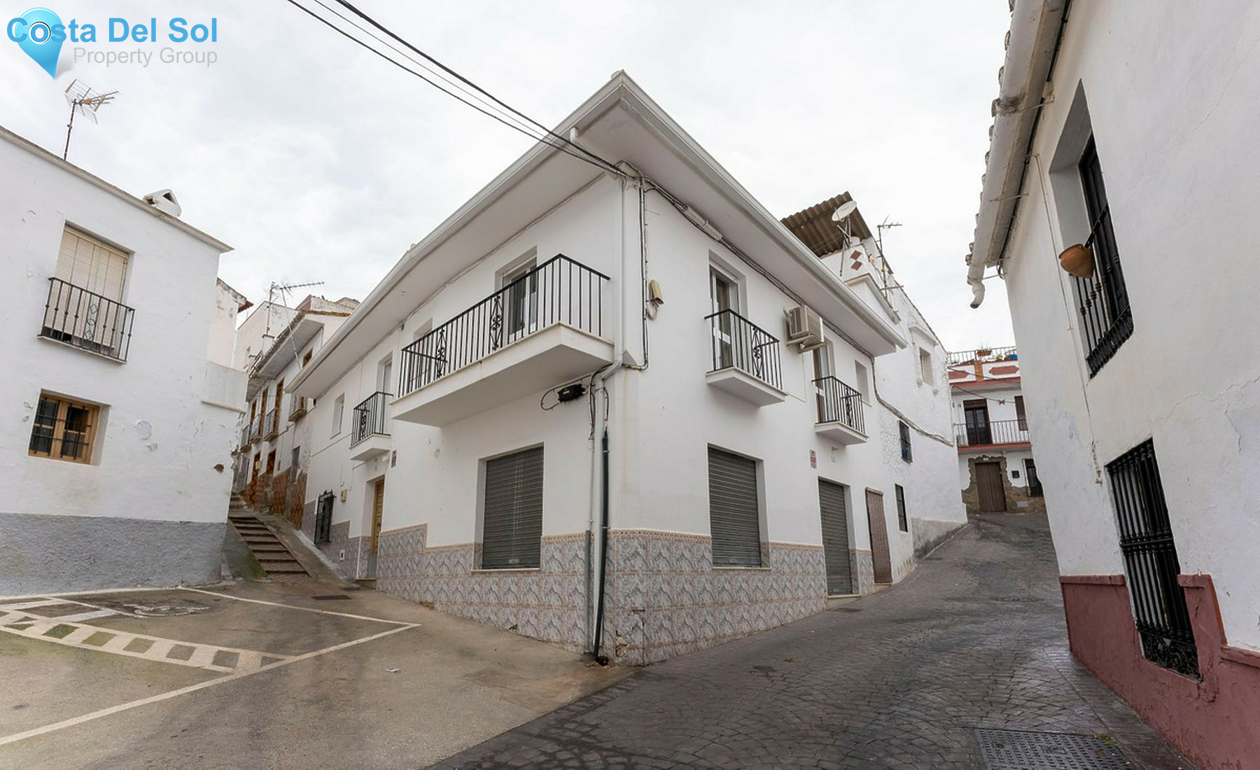 Townhouse in Guaro-1302730