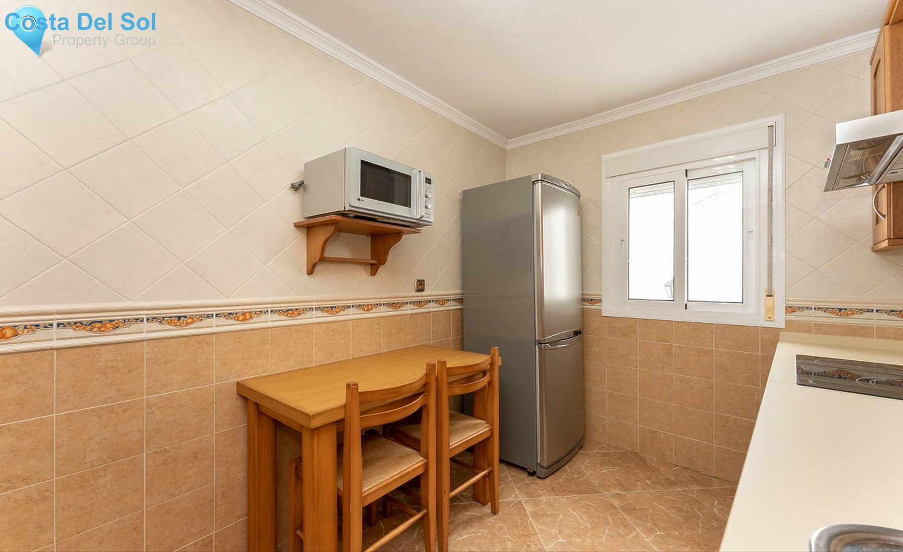 Townhouse in Guaro-1302740