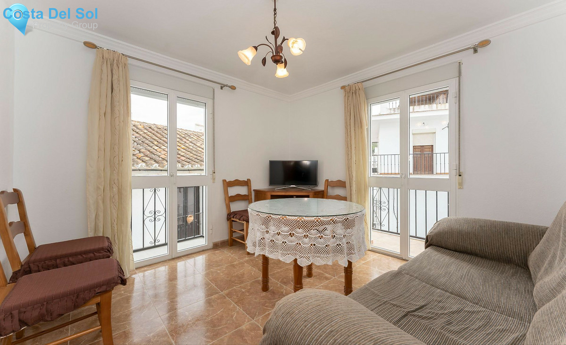 Townhouse in Guaro-1302736