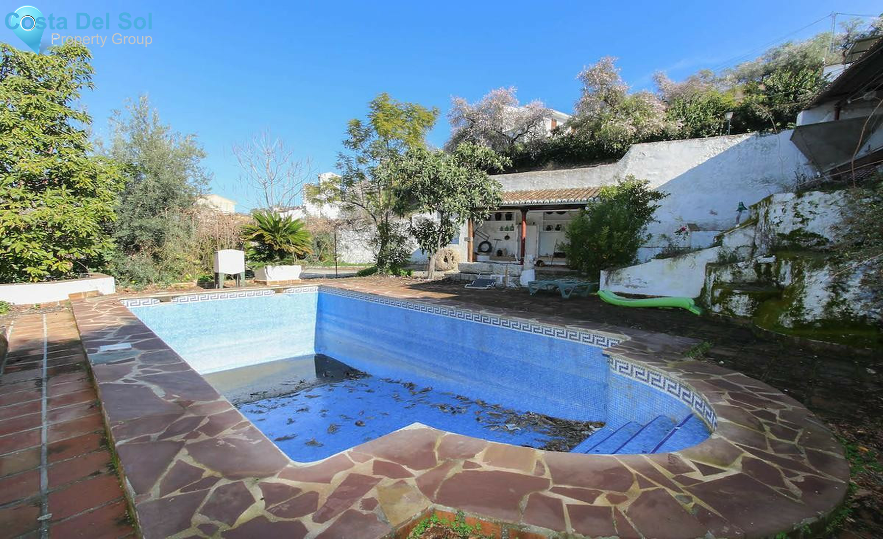 Townhouse in Guaro-1338756