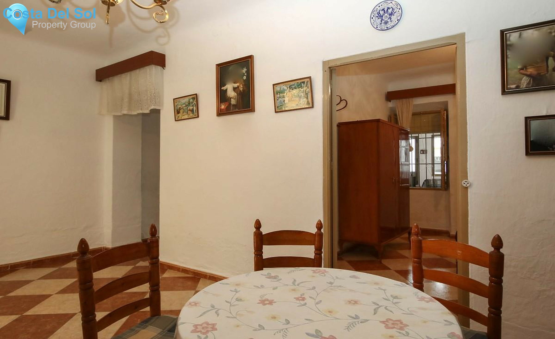 Townhouse in Guaro-1351273