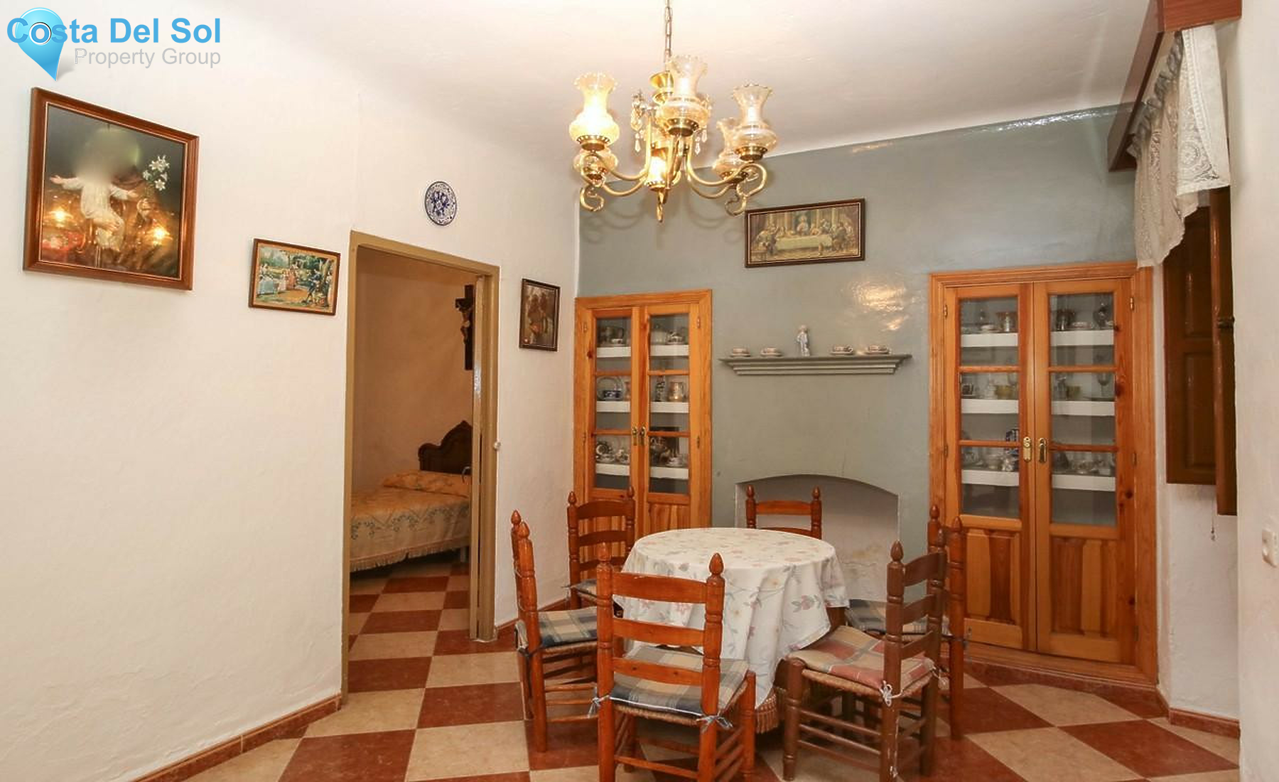 Townhouse in Guaro-1351275