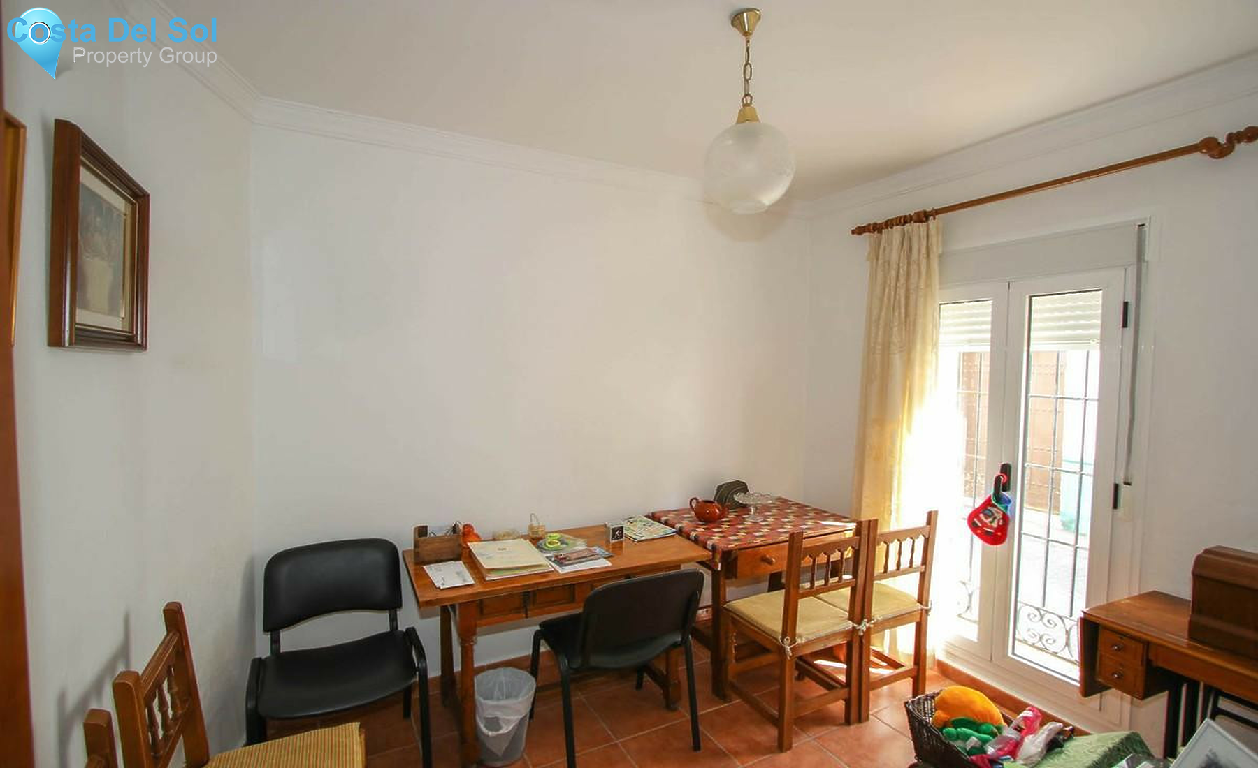 Townhouse in Guaro-1360174