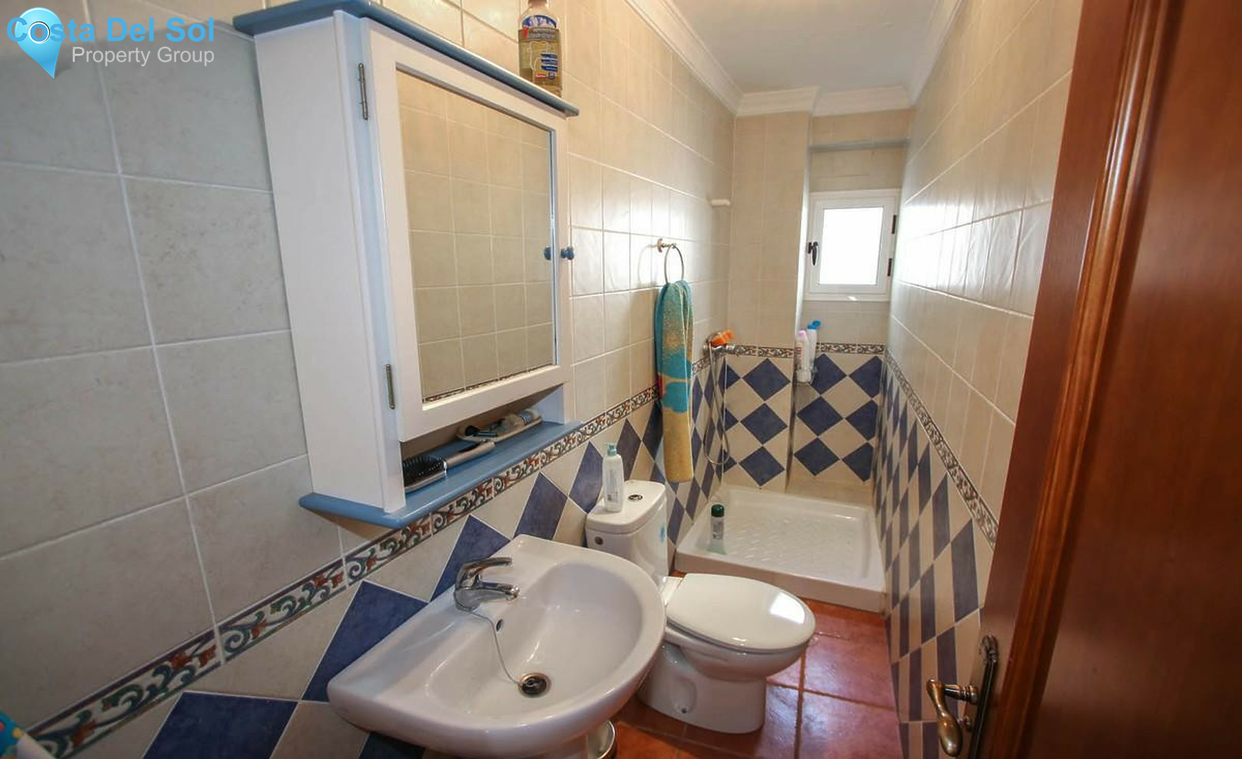 Townhouse in Guaro-1360183