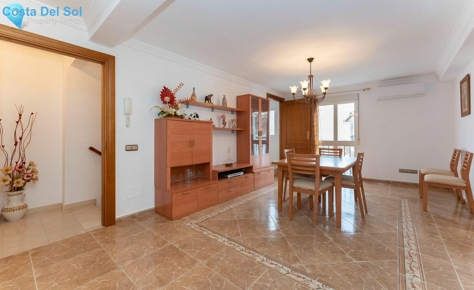 Townhouse in Guaro-1168128