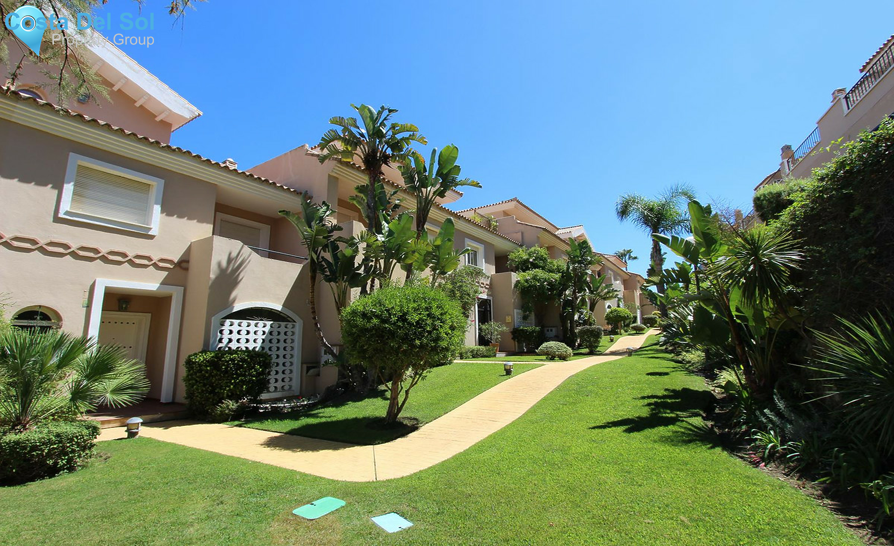 Townhouse in La Duquesa