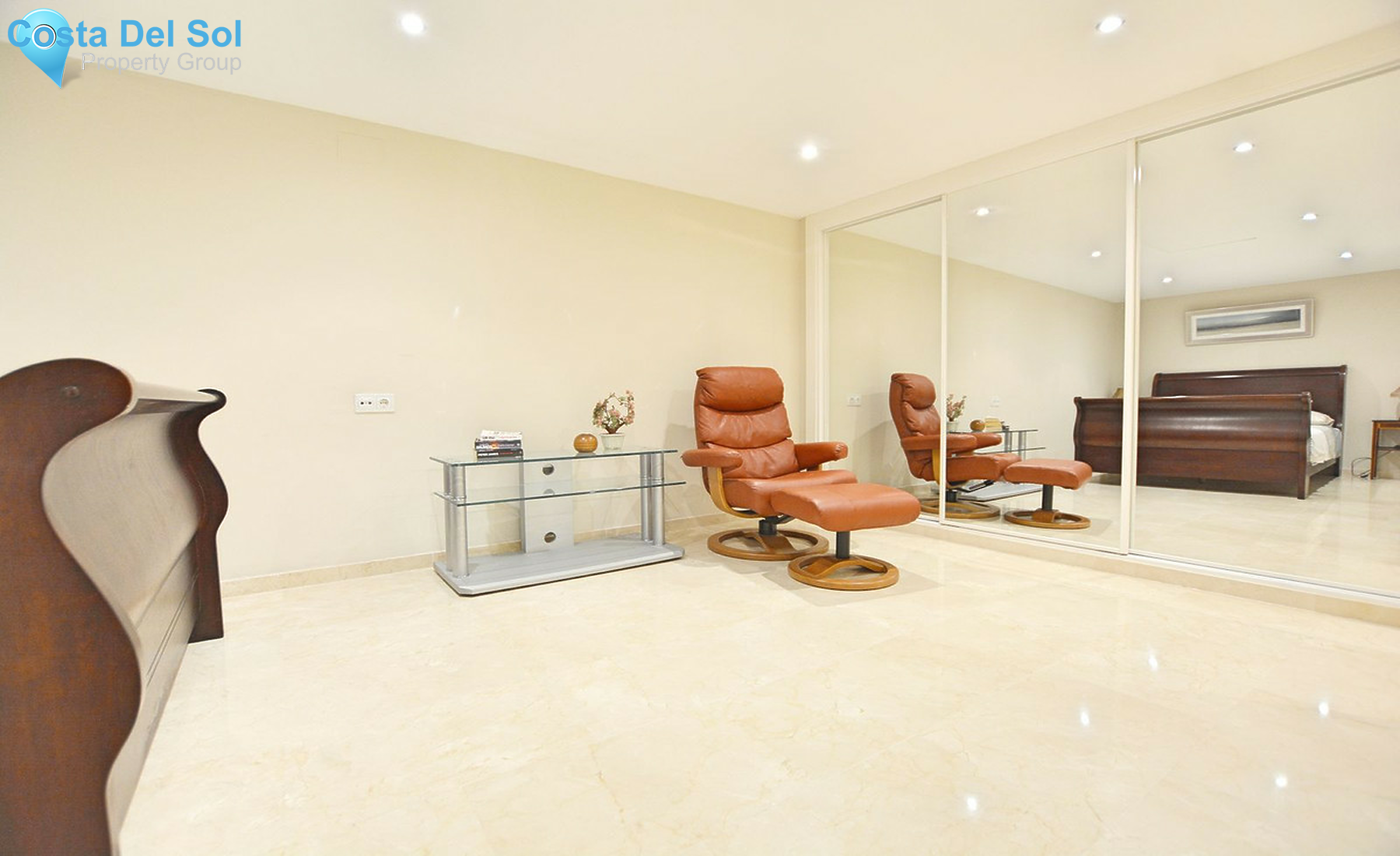 Townhouse in La Duquesa-1434852