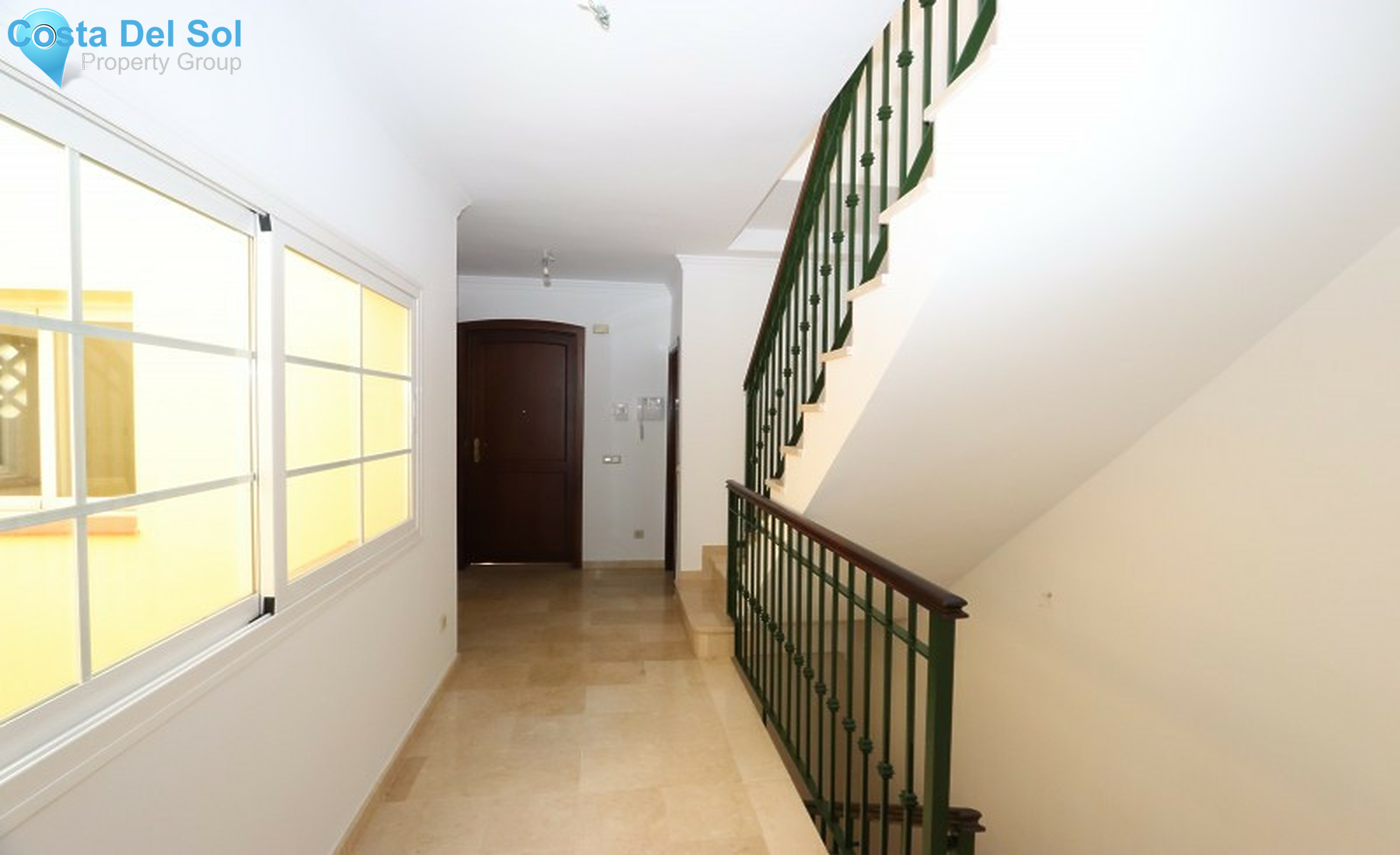 Townhouse in La Mairena-1334557
