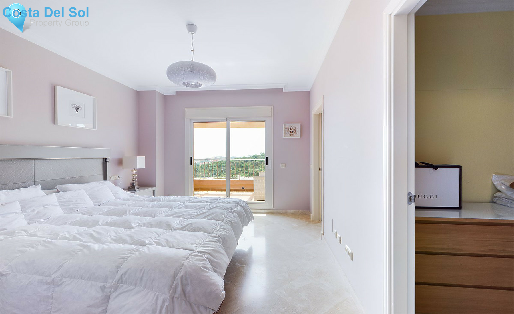 Townhouse in La Mairena-1368694