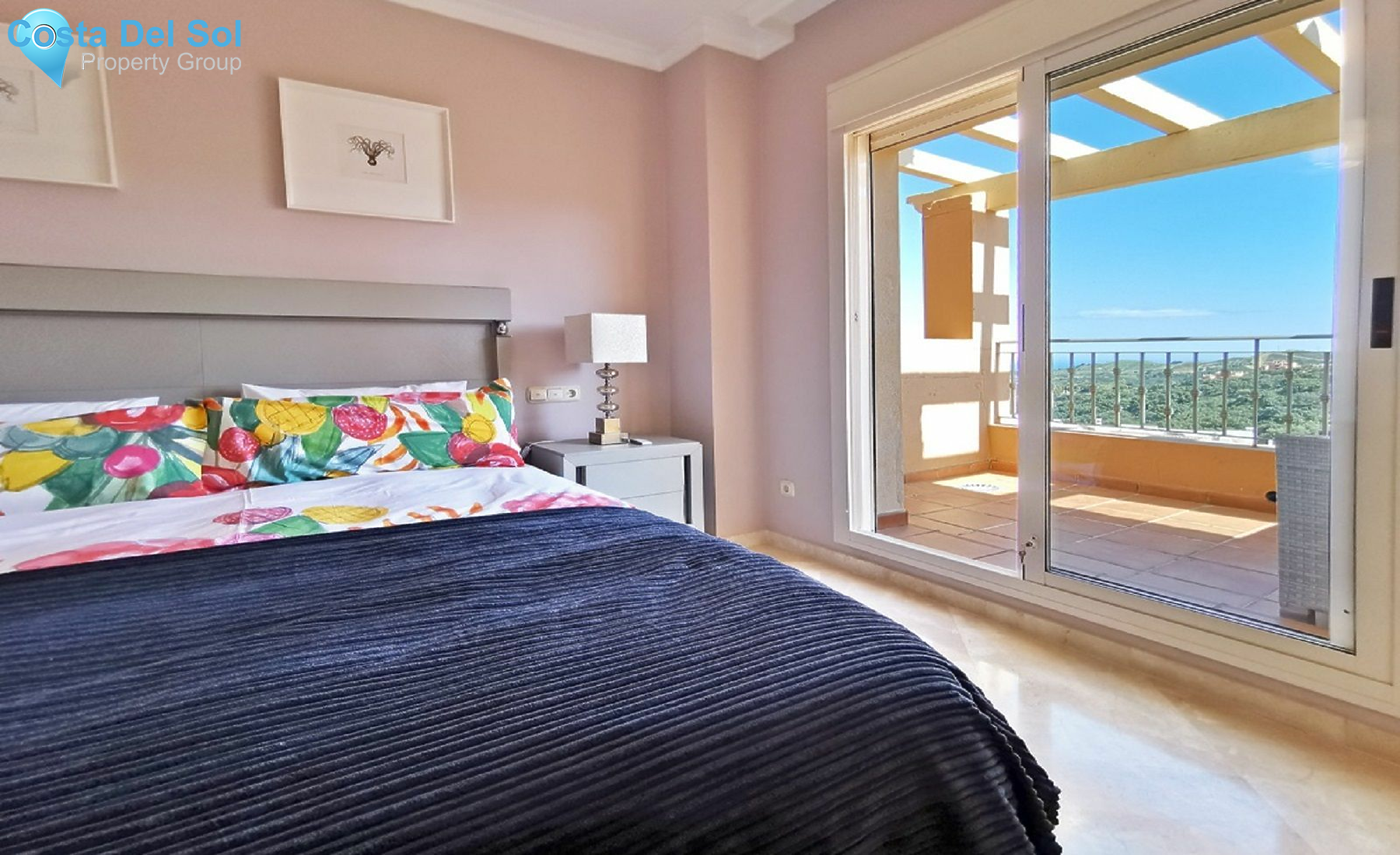 Townhouse in La Mairena-1141570