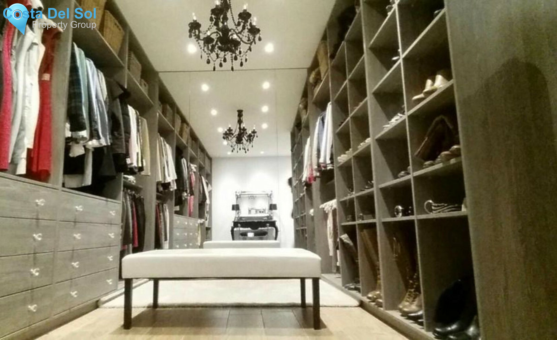 Townhouse in Las Brisas-1321082