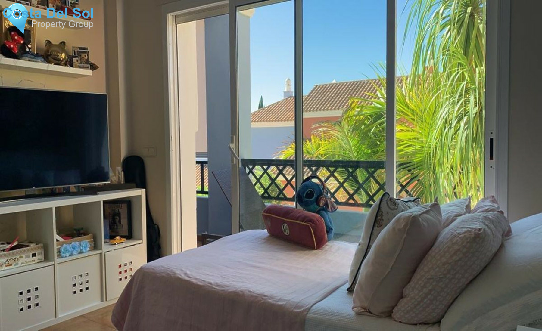 Townhouse in Las Brisas-1321079