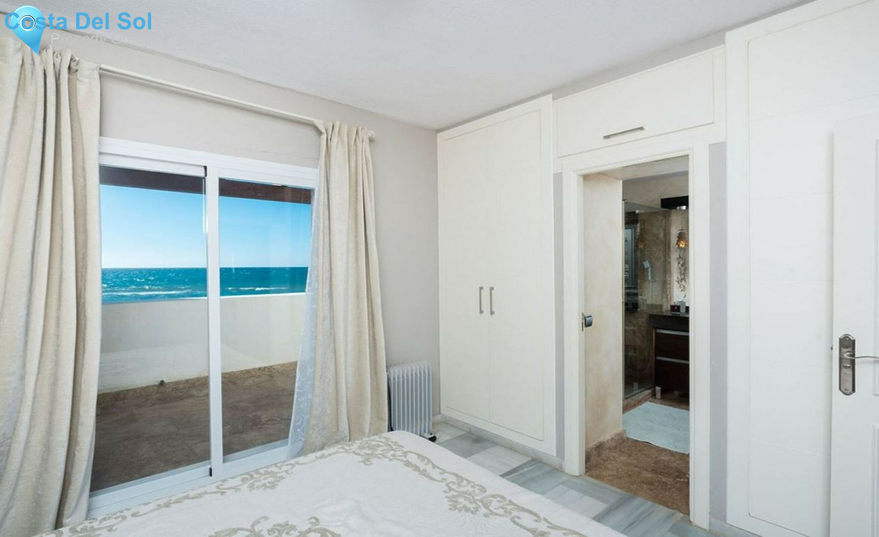 Townhouse in Las Chapas-1458472