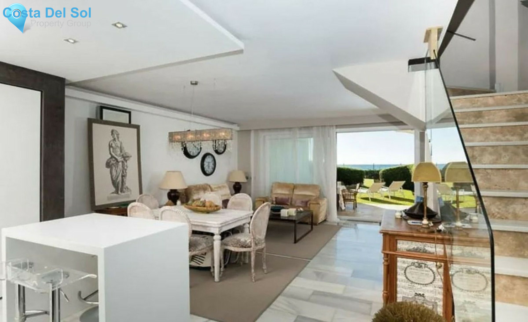 Townhouse in Las Chapas-1458474