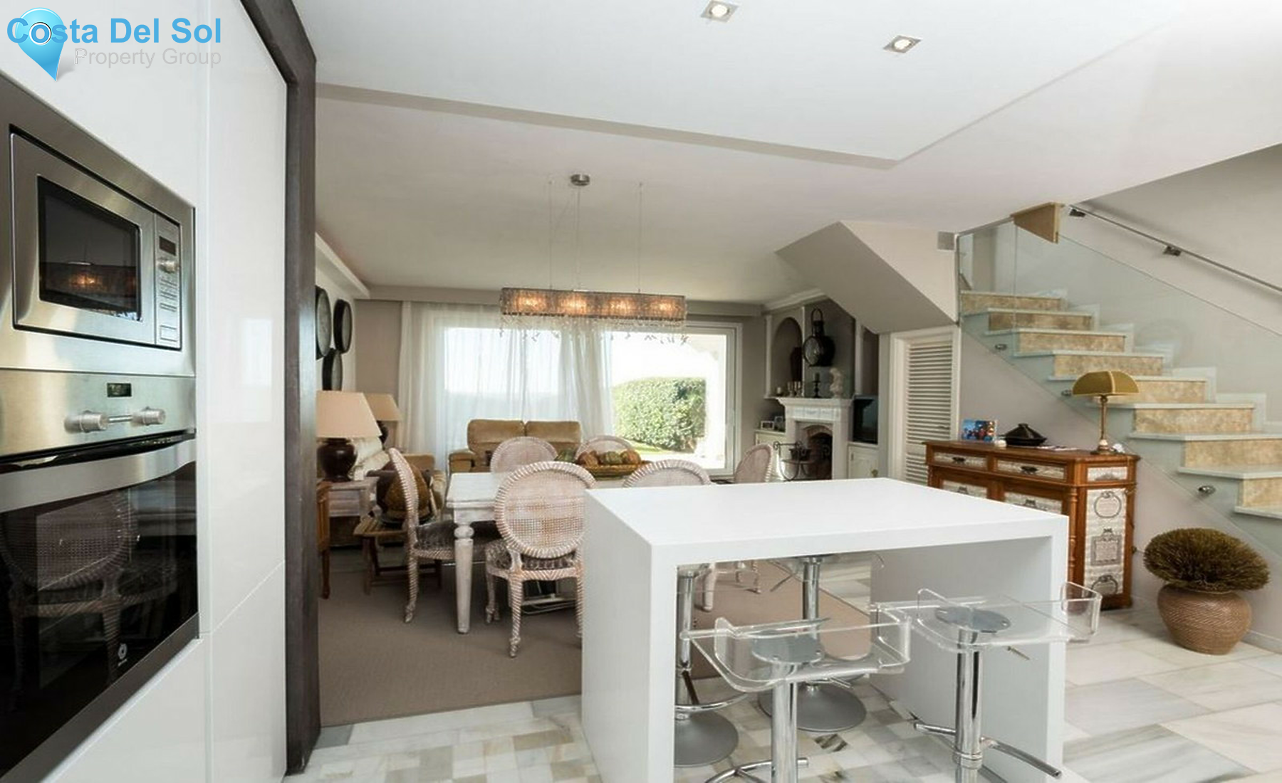 Townhouse in Las Chapas-1458476