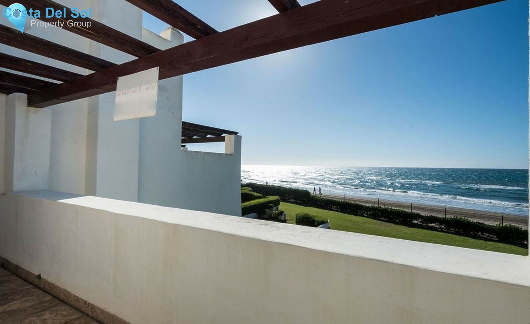 Townhouse in Las Chapas-1458479