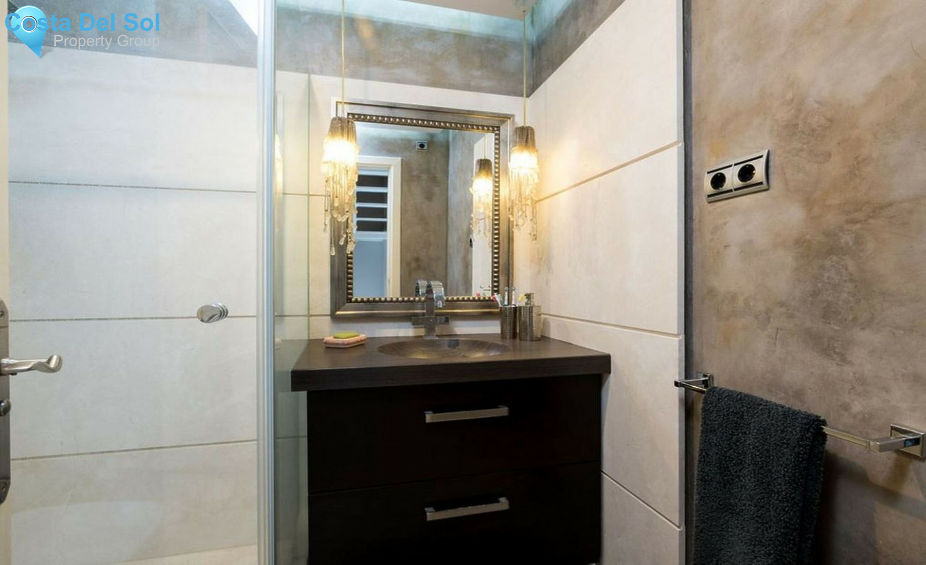 Townhouse in Las Chapas-1458469