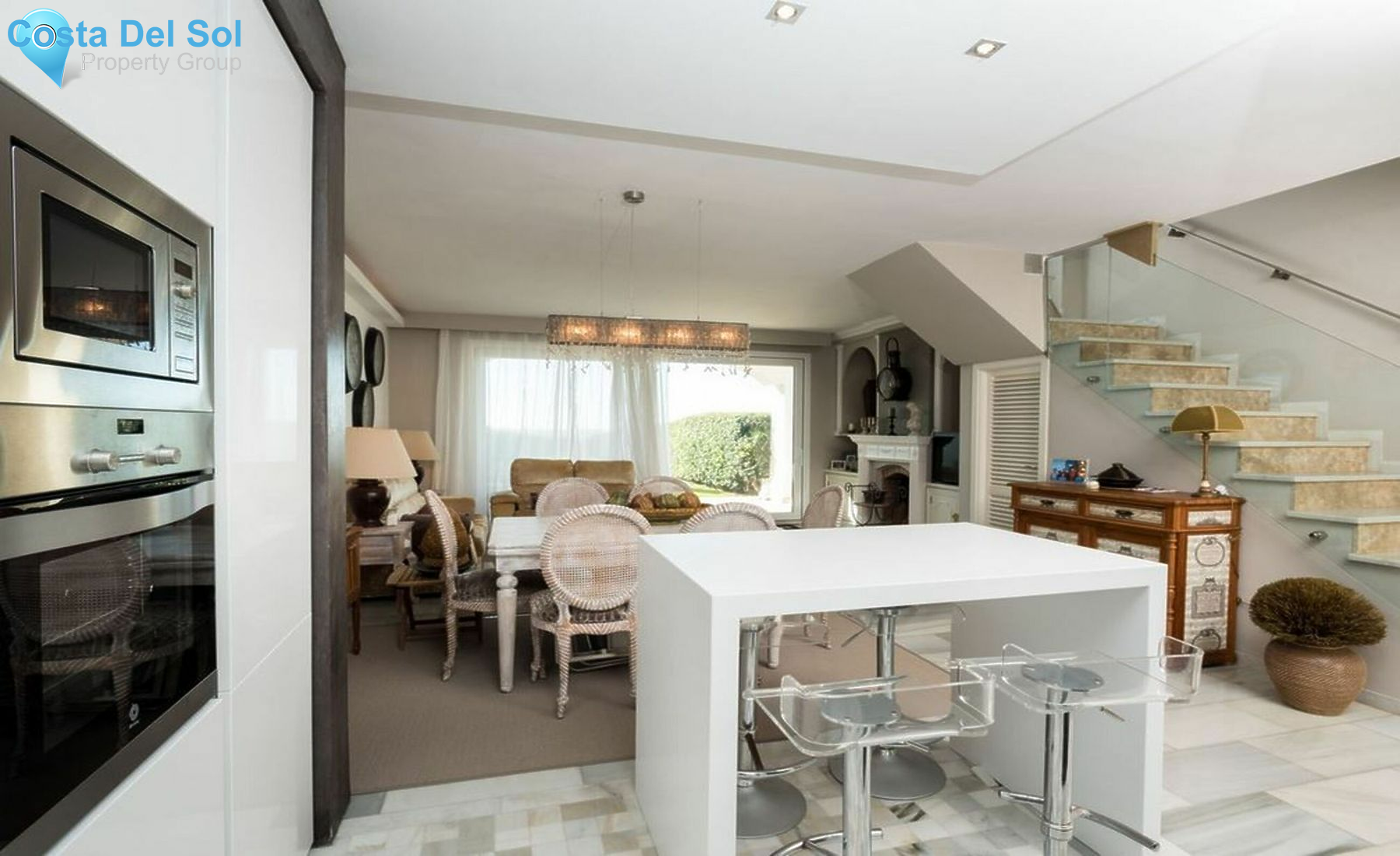 Townhouse in Las Chapas-1471807