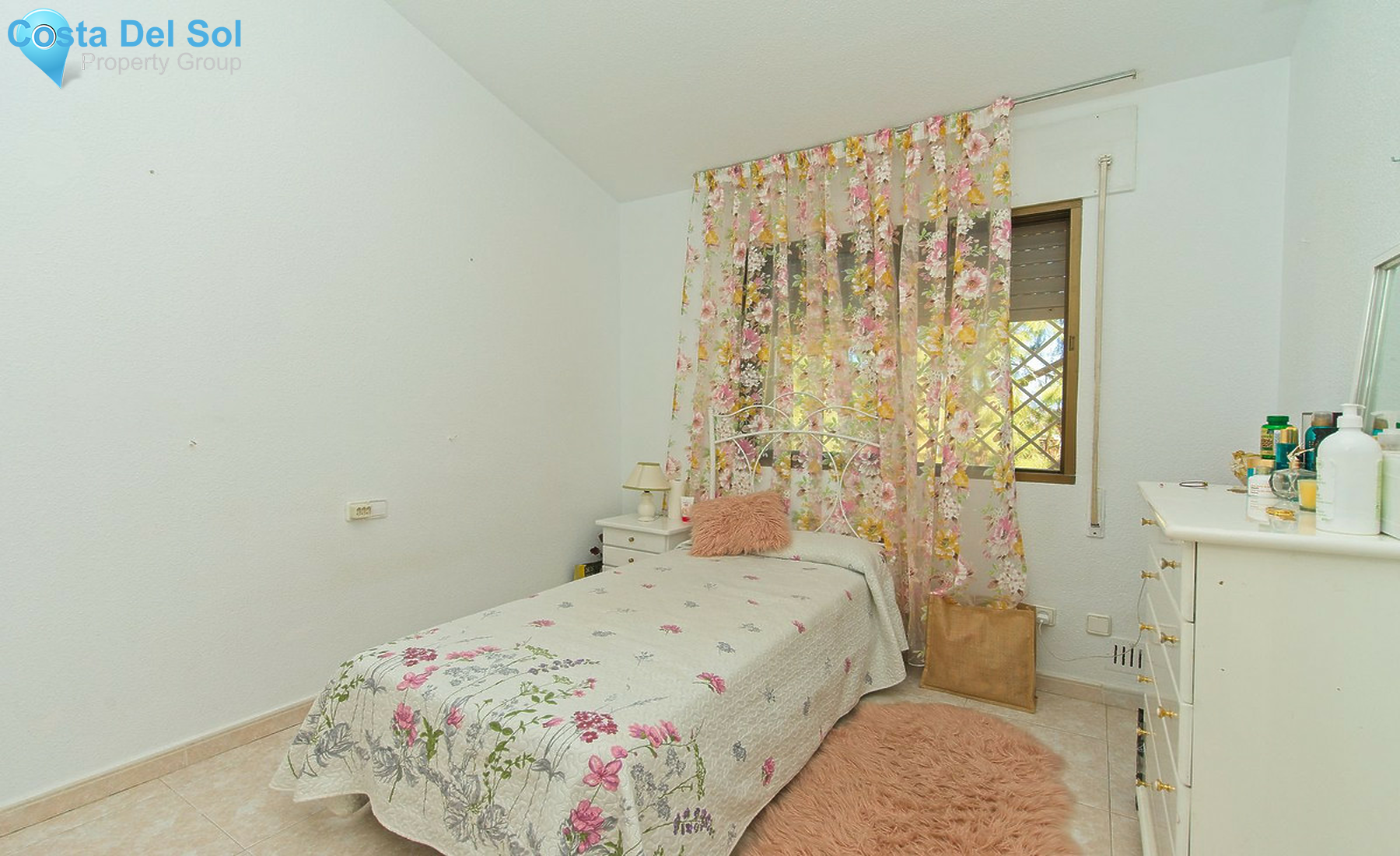 Townhouse in Las Lagunas-1260529