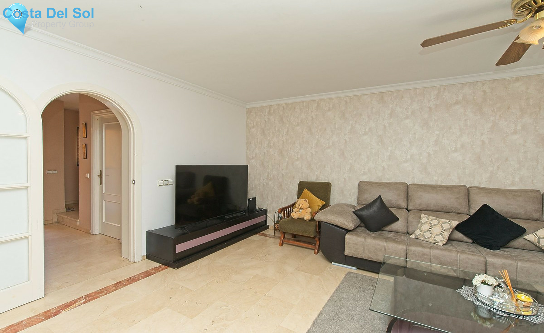 Townhouse in Las Lagunas-1260512